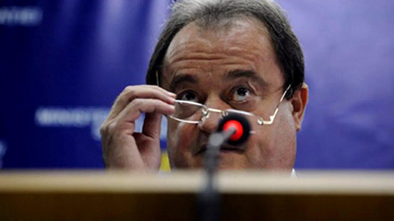 Blaga: Nu am un conflict nici cu Băsescu, nici cu Boc. La şefia PDL nu candidează şeful statului
