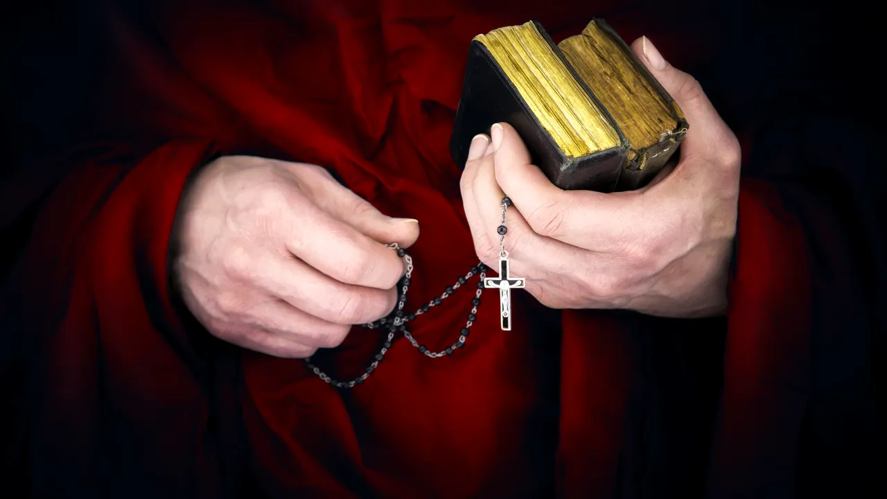 Premieră pentru Biserica Catolică: Noi reguli privind raportarea abuzurilor sexuale, impuse de Papa Francisc