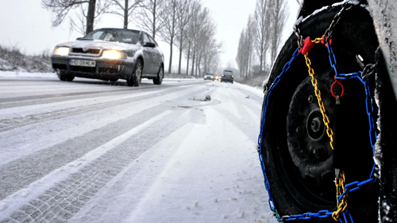 Harghita: Restricţii de circulaţie pe DN 12 A pentru vehiculele de peste 7,5 tone din cauza ninsorii