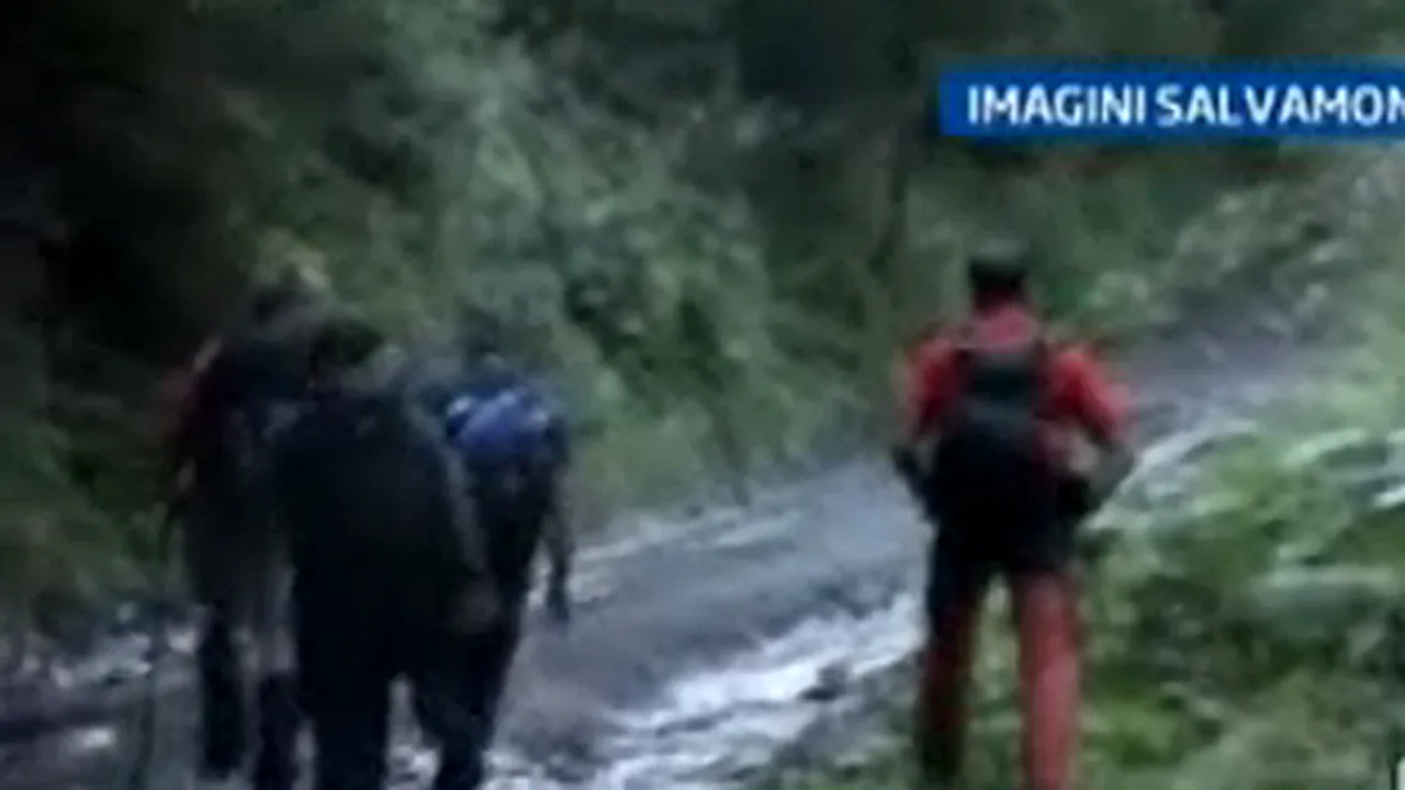 Turiştii dispăruţi în Făgăraş, căutaţi în continuare doar de salvamontiştii sibieni - VIDEO