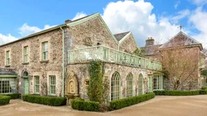 În Irlanda, un sat întreg este scos la vânzare pentru 20 de milioane de euro