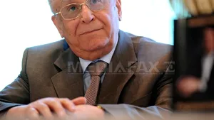 Ion Iliescu va participa la discursul din Parlament al Regelui Mihai