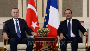 Recep Tayyip Erdogan speră că vizita lui François Hollande în Turcia va fi benefică