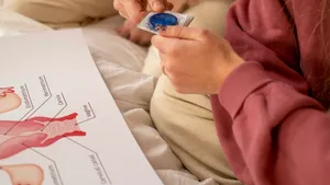 Acces mai ușor la informații despre sănătatea sexuală: Un nou proiect educațional vine în sprijinul adolescenților