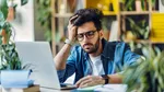 Multitaskingul ne păcălește că suntem mai productivi. Ce efect poate avea asupra creierului și organismului