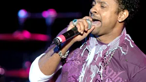Mamaia: Shaggy a cerut mâncare jamaicană, thailandeză şi chinezească (Video)