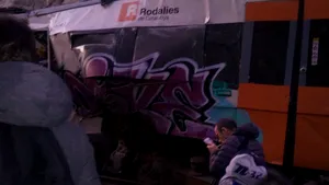 ACCIDENT FEROVIAR în Spania: Cel puţin un mort şi aproape 100 de răniţi dupe ce două trenuri s-au ciocnit | FOTO, VIDEO