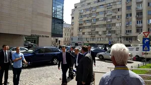 Noul ministru al Sănătăţii, Vlad Voiculescu, preia mandatul de la Dacian Cioloş. Iohannis: E paradoxal că acest Guvern, cu un mandat foarte limitat, trebuie să se lupte cu probleme vechi - FOTO, VIDEO