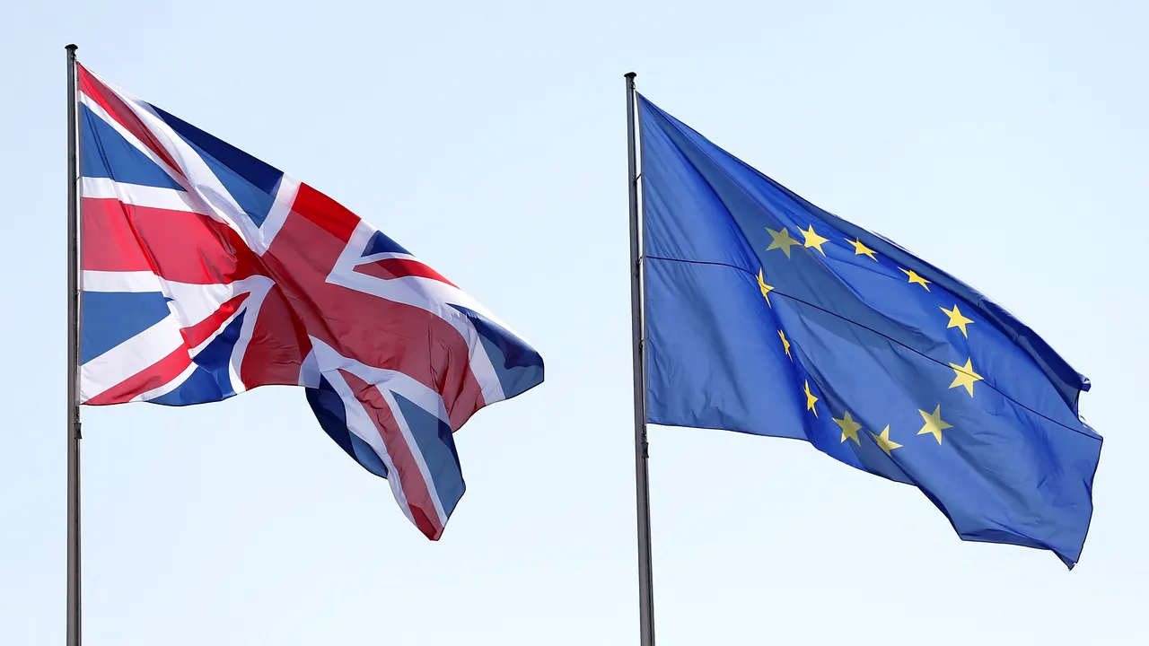 Opoziţia laburistă din Marea Britanie critică atitudinea Guvernului privind acordul post-Brexit