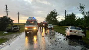 Accident în Timiș: O femeie a murit, iar patru persoane au ajuns la spital