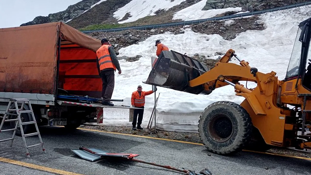 Transfăgărăşan şi Transalpina, închise din cauza fenomenelor meteorologice imprevizibile