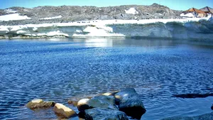 Un avion din 1911, blocat în gheţurile din Antarctica