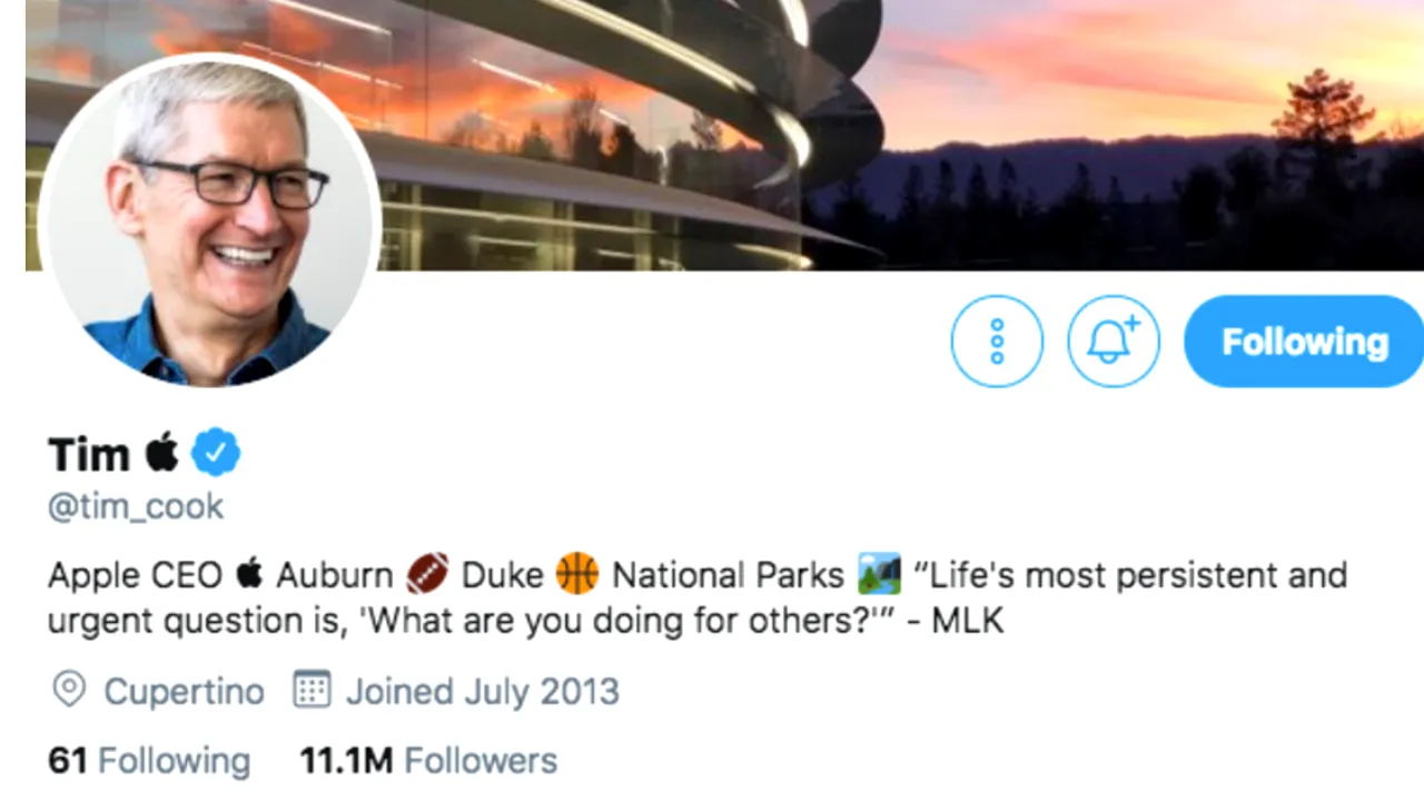 Simţul umorului. Tim Cook a devenit Tim Apple pe Twitter, după ce Donald Trump i-a greşit numele în timp ce-i vorbea