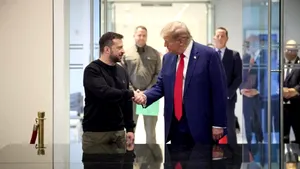 Războiul din Ucraina, ziua 948. Trump recurge la şantaj emoţional: dacă nu voi fi ales preşedinte, războiul din Ucraina nu se va termina niciodată / Zelenski către Trump: Putin nu poate câştiga / Un spital din Sumî, lovit de două ori de forţele ruse