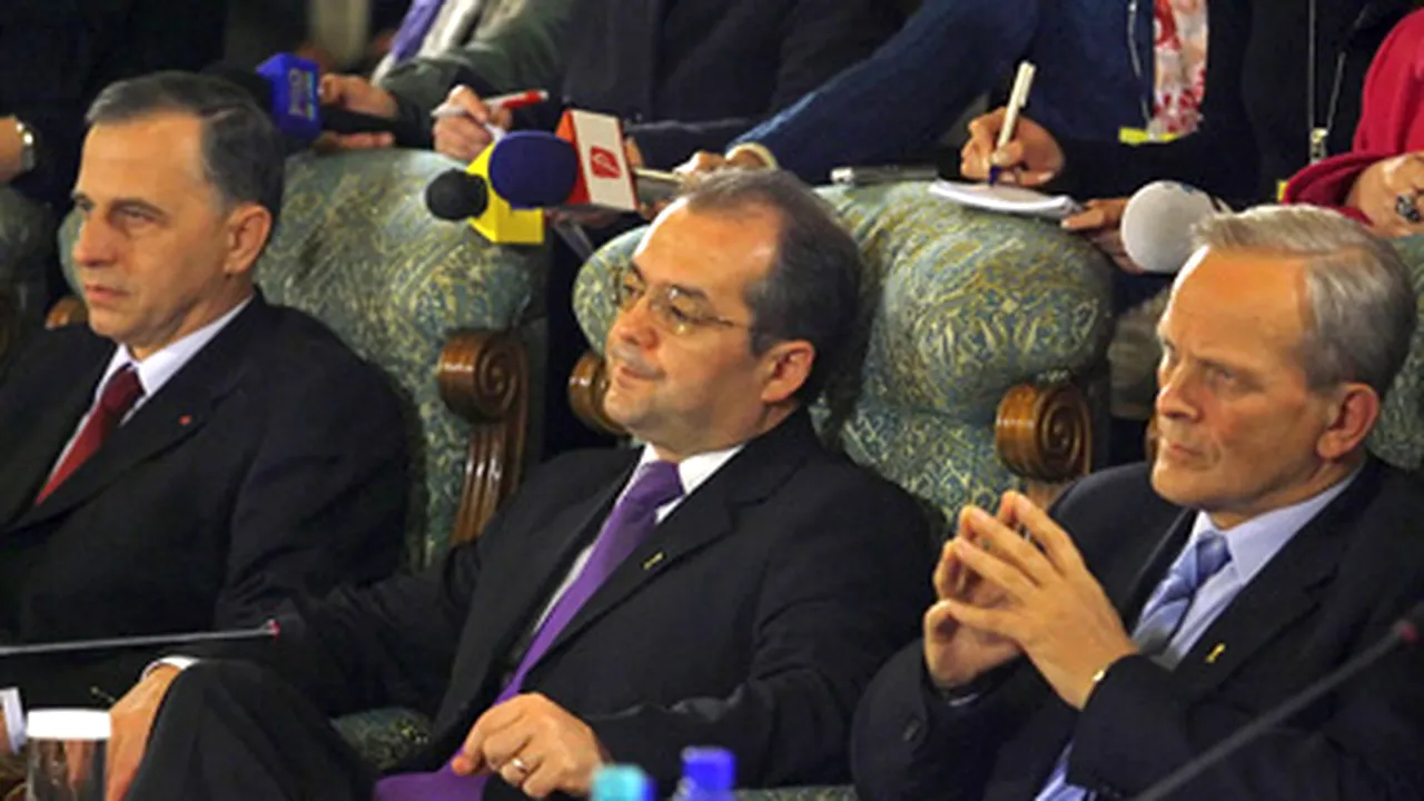 PDL şi PSD, de acord pe separarea Finanţelor de Economie, nu şi a Internelor de Administraţie- surse