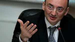 Pogonaru despre bănci: Profitul e numai al lor, pierderile le împart cu clienţii