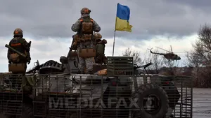 Copiii care trăiesc într-un buncăr din Doneţk cred că armata îi atacă şi 