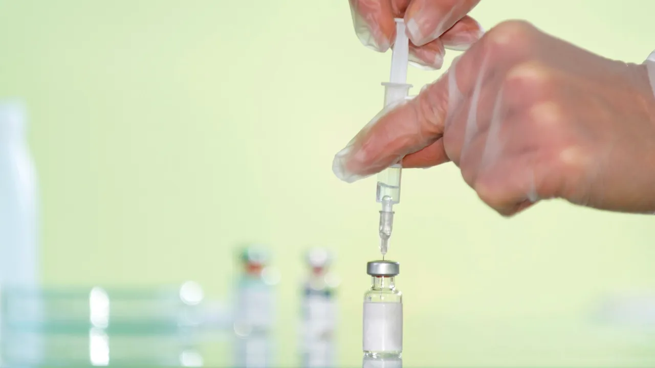 Incidentele din istoria vaccinurilor ne arată de ce nu trebuie grăbit un vaccin împotriva coronavirusului