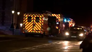 Poliţia a deschis focul asupra unui vehicul la Paris: două persoane au murit - presa locală