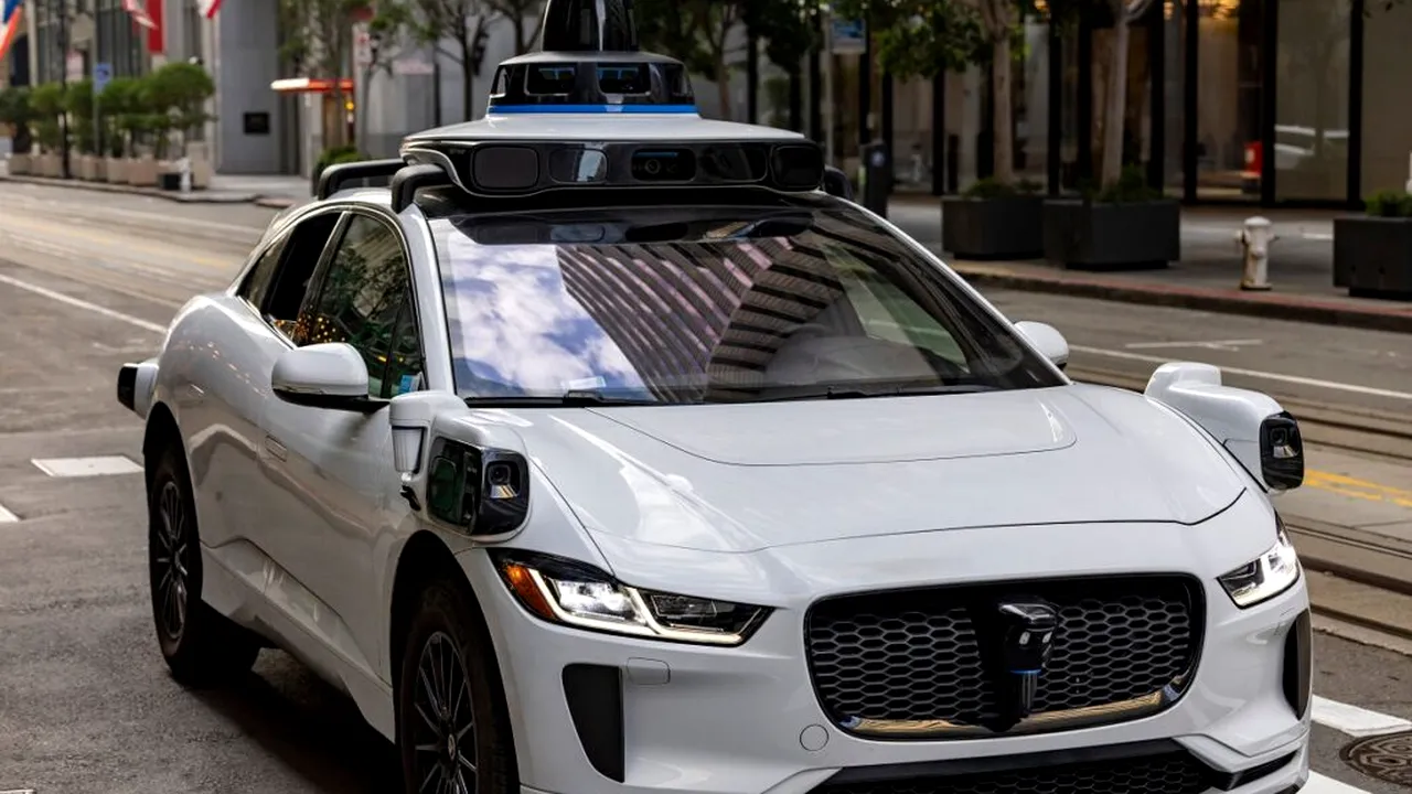 Madridul, printre primele orașe din Europa cu taxiuri robot: cum comanzi acest serviciu