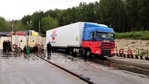 Tirurile vor putea tranzita de joi Canalul Dunăre-Marea Neagră pe o ambarcaţiune de mare tonaj