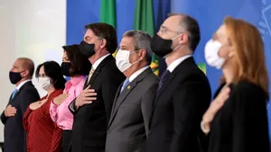 Ministrul Sănătăţii din Brazilia şi-a dat demisia după doar câteva săptămâni. Bolsonaro va aduce un general