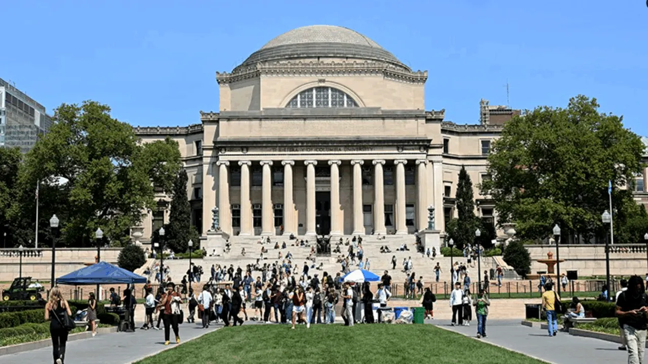 Universitatea Columbia: Concedieri masive după ce Trump a retras fonduri de 400 de milioane