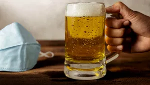 De la bere la joint-uri în SUA, ca stimulent de vaccinare. Ce oferă România vaccinaţilor