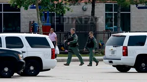 ALERTĂ de securitate într-un campus universitar din SUA. Poliţiştii caută un suspect înarmat