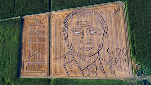 VIDEO, FOTO | Un fermier italian a transformat un câmp într-un portret uriaş al preşedintelui Vladimir Putin, înaintea Summit-ului G20