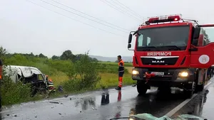Grav accident în județul Arad. Un șofer a fost transportat la spital cu elicopterul SMURD