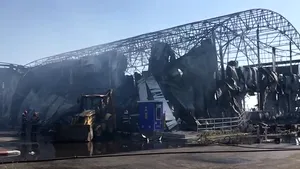 Incendiul de la clubul din Mamaia: A fost descoperită CAUZA care a provocat dezastrul/ Clădirea, distrusă în totalitate
