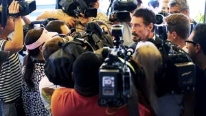 McAfee a fost arestat. Creatorul antivirusului este acuzat de fraudă şi spălare de bani