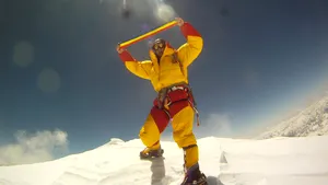 Horia Colibăşanu a cucerit vârful Everest fără şerpaşi sau oxigen suplimentar, în premieră naţională