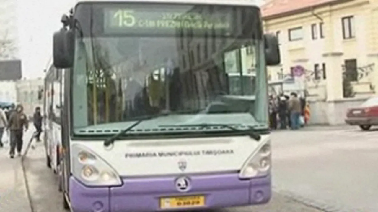 Şoferul unui troleibuz a fost bătut de un pasager, la Timişoara - VIDEO