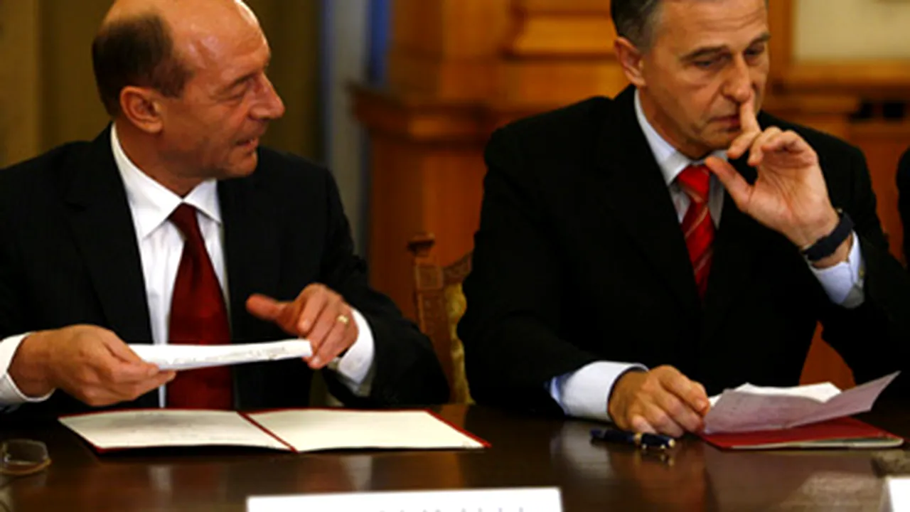 Schimb de replici Băsescu-Geoană la Cotroceni