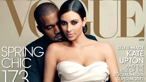 Revista Vogue, criticată după apariţia cuplului Kim Kardashian şi Kanye West pe coperta publicaţiei