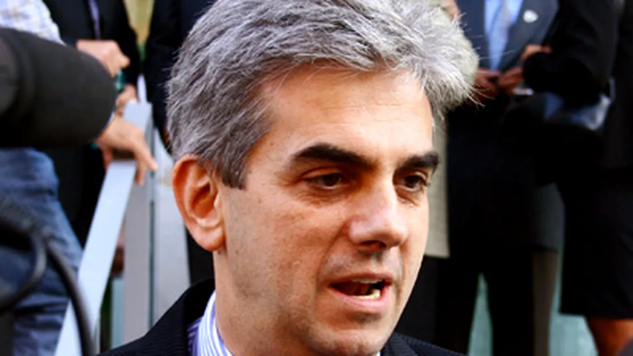 Nicolăescu: Candidaţii care obţin nota 8 la examenul de medic primar sunt declaraţi reuşiţi