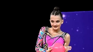 Patricia Stanciu, finalistă la Mondialele de Gimnastică Ritmică pentru junioare, cu record mondial
