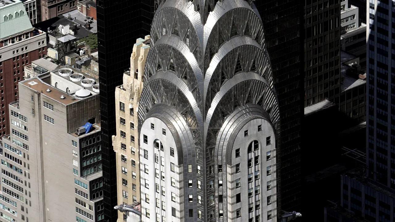Chrysler Building, cumpărată cu 800 de milioane de dolari