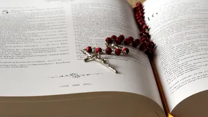 Legiunea lui Hristos recunoaşte că fondatorul Marcial Maciel a abuzat sexual 60 de băieţi. Cine îl proteja şi cum opera ordinul religios