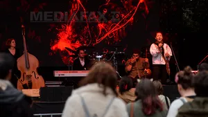 Balkanik Festival 2015: Muzică, gastronomie şi butiq meşteshukar, în cartierul Uranus din Bucureşti - GALERIE FOTO