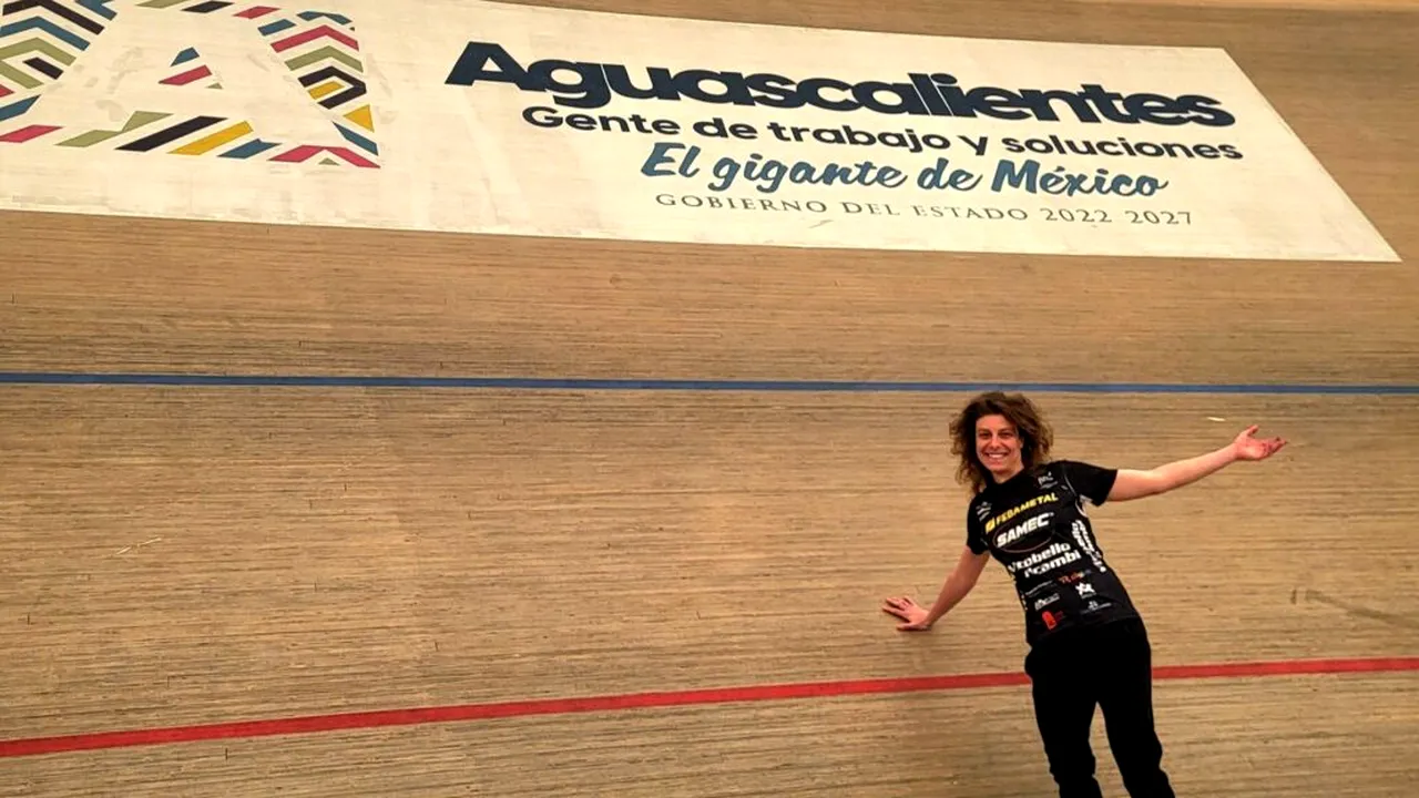Vittoria Bussi a stabilit un nou record mondial al orei la ciclism feminin
