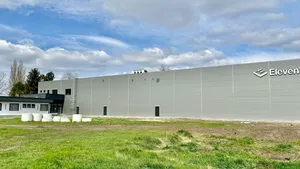 Elevenes deschide prima fabrică de celule de baterie LFP din Europa