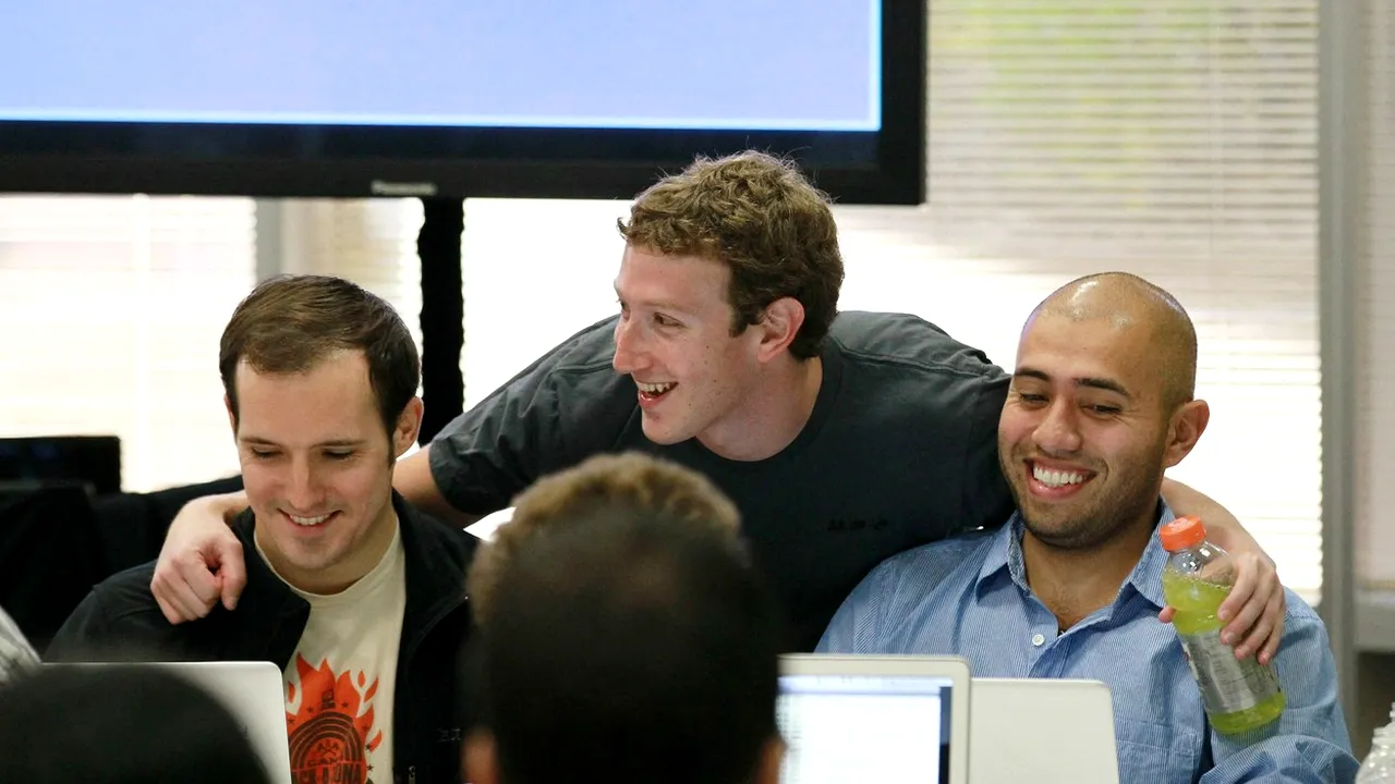 Angajaţii Facebook, instruiţi să omită orice menţionare a Rusiei într-un document mai vechi privind securitatea platformei: „Începeam să ne simţim că facem parte dintr-un act de muşamalizare”