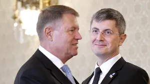 Surse: Liderul USR PLUS Dan Barna s-a întâlnit cu Klaus Iohannis, la Sibiu, în contextul crizei politice