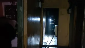 O femeie a murit şi aproape 50 de persoane au fost evacuate în urma unui incendiu în Baia Mare