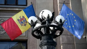 Patru moldoveni vor fi judecați la Paris pentru graffiti cu mesaje despre conflictul din Ucraina