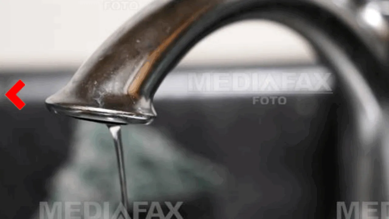 Sute de oameni dintr-o comună din Dolj, fără apă. Cursuri fizice suspendate la școală. Primarul, de negăsit / Locuitorii fac haz de necaz: „Este un test să vadă cum suntem pregătiţi în caz de urgenţă”