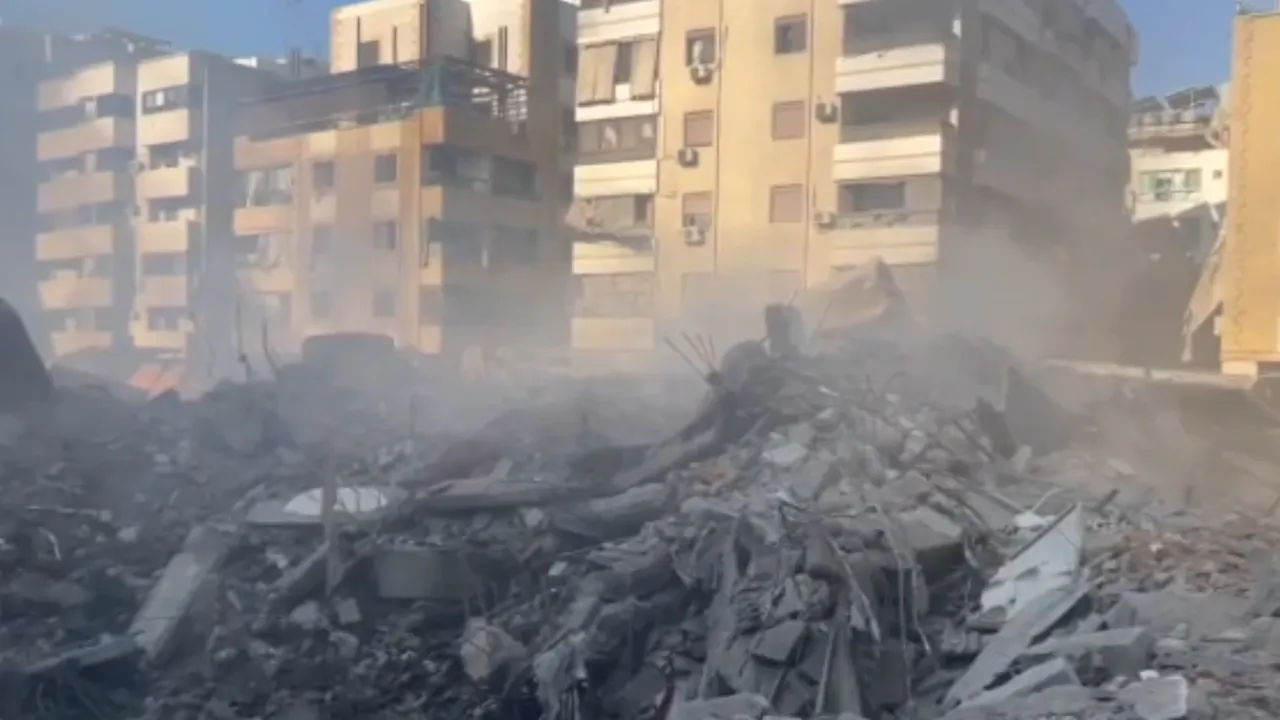Imagini cu palatul prăbuşit în care a murit Hassan Nasrallah. IDF a aruncat 80 de bombe asupra buncărului

